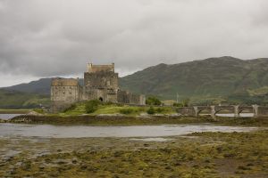 Eilean_Donan_and_Isle_of_Skye